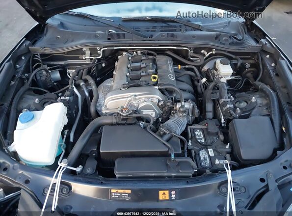 JM1NDAL78H0100500 2017 MAZDA MX-5 MIATA RF Black Rear view