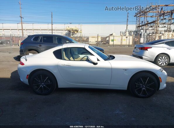 JM1NDAM72R0606047 2024 MAZDA MX-5 MIATA RF White Սարքավորումների վահանակի տեսք