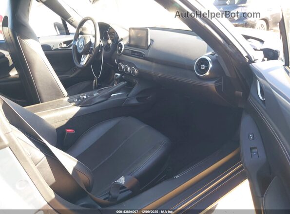 JM1NDAM73L0411663 2020 MAZDA MX-5 MIATA RF Серый Вид салона спереди