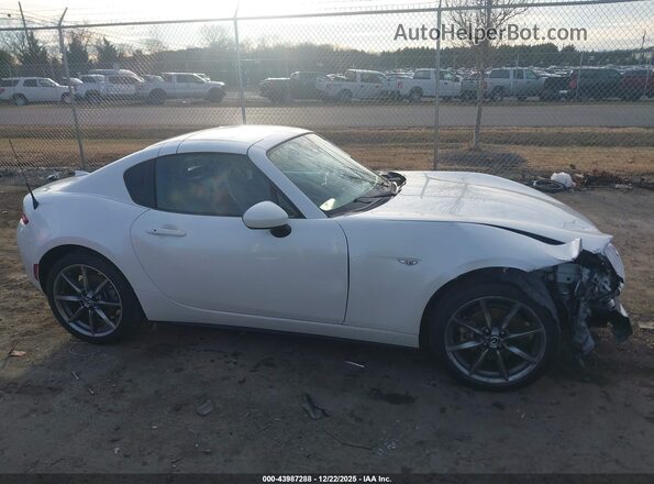 JM1NDAM73M0456281 2021 MAZDA MX-5 MIATA RF Белый Вид задней части салона