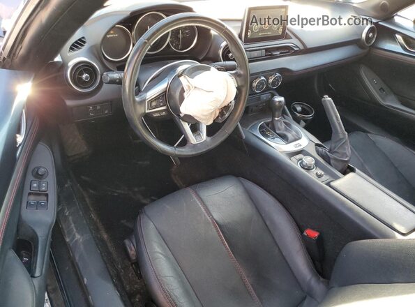 JM1NDAM77H0105072 2017 MAZDA MX-5 Silver Առջևի վահանակի տեսք