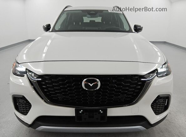 JM3KJDHA2S1108215 2025 MAZDA CX-70 White Vista frontal