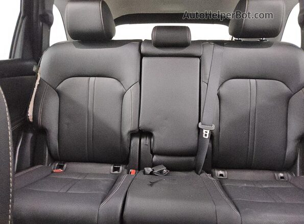 JM3KJDHA2S1108215 2025 MAZDA CX-70 White Vista de los asientos traseros
