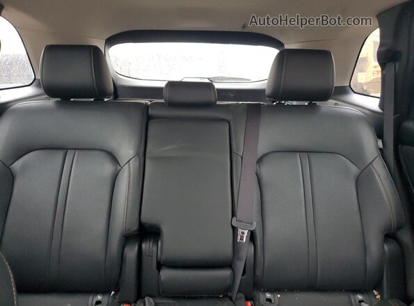 JM3KJDHA4S1104053 2025 MAZDA CX-70 Cream Vista de los asientos traseros