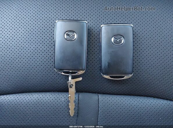 JM3KJDHA8S1128601 2025 MAZDA CX-70 PHEV Gray Widok deski rozdzielczej