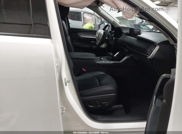 JM3KK1HC2R1131808 2024 MAZDA CX-90 White Вид салону спереду