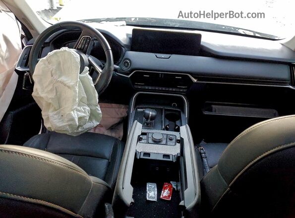 JM3KKCHD4S1222895 2025 MAZDA CX-90 Silver Vista del salpicadero