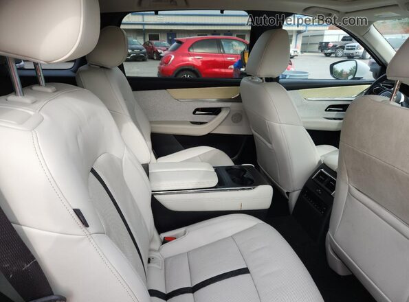 JM3KKEHC5R1112290 2024 MAZDA CX-90 White Вид задньої частини салону