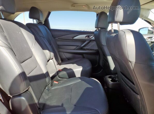 JM3TCBAY1P0645536 2023 MAZDA CX-9 Red Widok wnętrza z tyłu