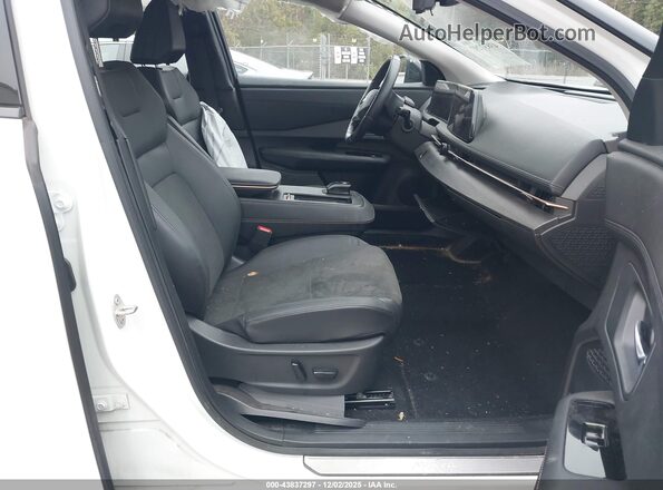 JN1BF0BA6PM402219 2023 NISSAN ARIYA White Front interior view