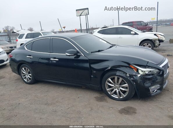 JN1BY1AP1HM740926 2017 INFINITI Q70 Black Rear interior view