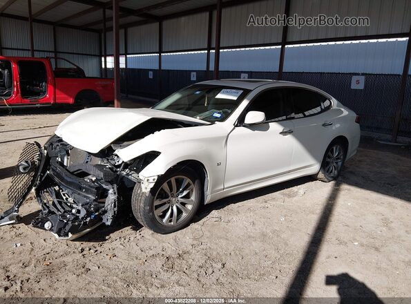 JN1BY1AP3JM180087 2018 INFINITI Q70 Белый Передняя левая четверть