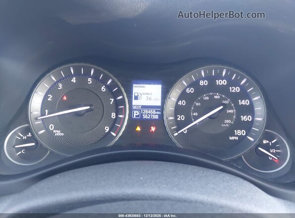 JN1BY1APXJM180653 2018 INFINITI Q70 Black Vista de los asientos traseros