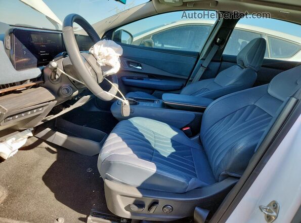 JN1DF0CD3PM707355 2023 NISSAN ARIYA White Front interior view