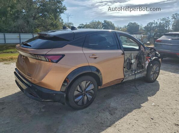 JN1DF0CD6PM709844 2023 NISSAN ARIYA Gold Trasero derecho