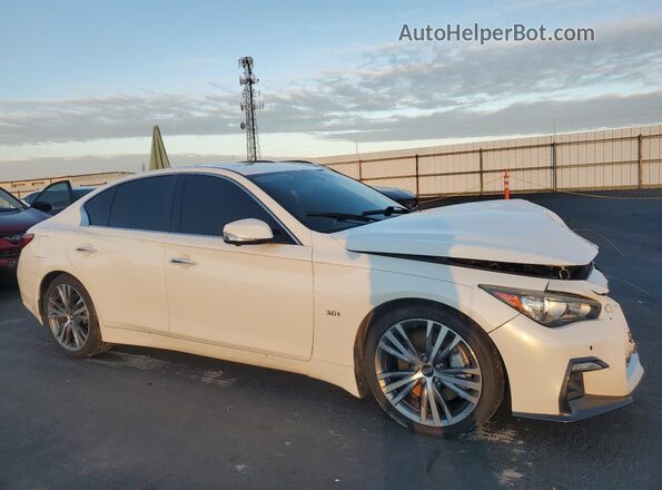 JN1EV7AP1JM353839 2018 INFINITI Q50 White 