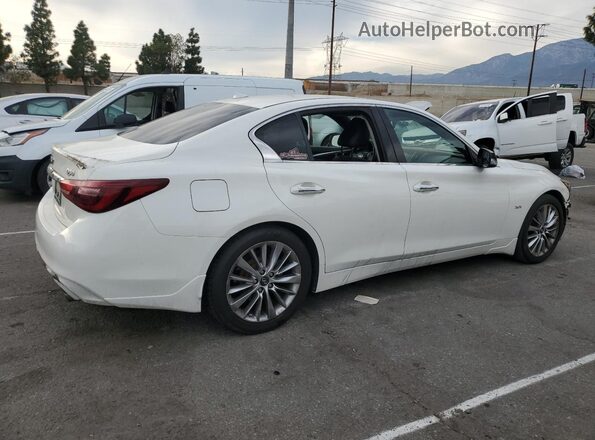 JN1EV7AP1JM362198 2018 INFINITI Q50 White 