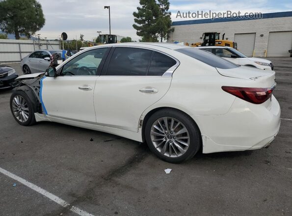 JN1EV7AP1JM362198 2018 INFINITI Q50 White 