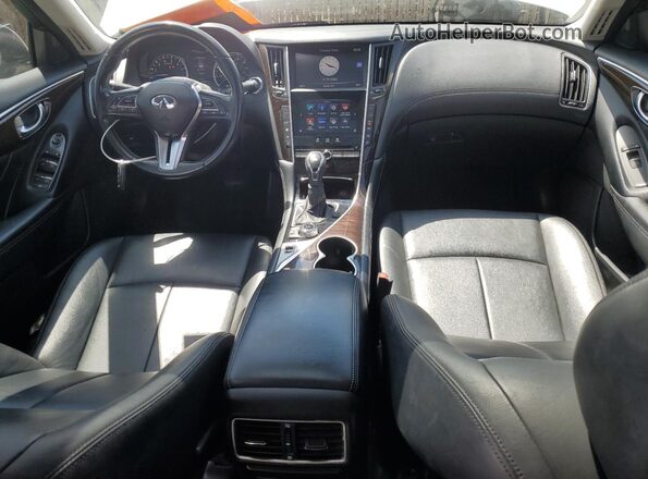 JN1EV7AP2JM366700 2018 INFINITI Q50 White 