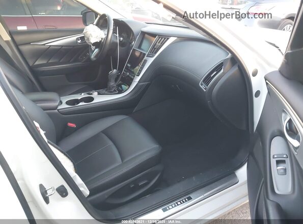 JN1EV7APXLM208379 2020 INFINITI Q50 White Front interior view