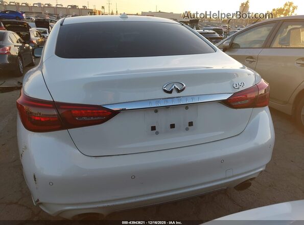 JN1EV7APXLM208379 2020 INFINITI Q50 White 