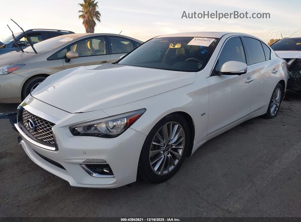 JN1EV7APXLM208379 2020 INFINITI Q50 White Front left