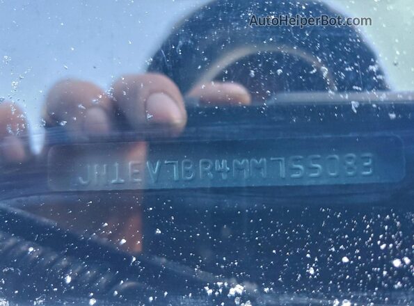 JN1EV7BR4MM755083 2021 INFINITI Q50 Gray Engine compartment view