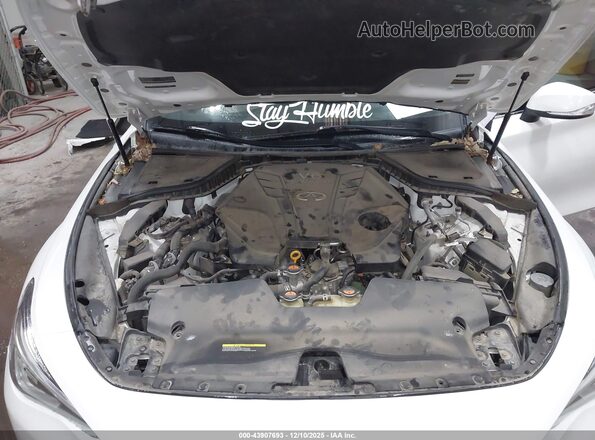 JN1EV7EK2LM340101 2020 INFINITI Q60 White Rear view