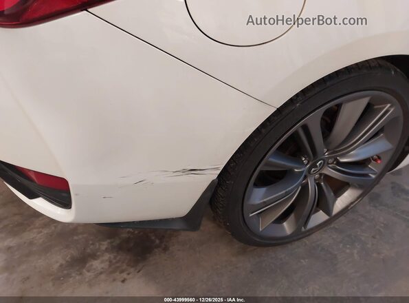 JN1FV7LL8MM560389 2021 INFINITI Q60 White 