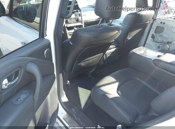 JN8AY2BB1R9850546 2024 NISSAN ARMADA White Vista de la etiqueta del VIN