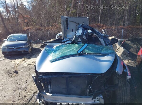 JN8CS1MW9HM414754 2017 INFINITI QX70 Серебряный Вид спереди