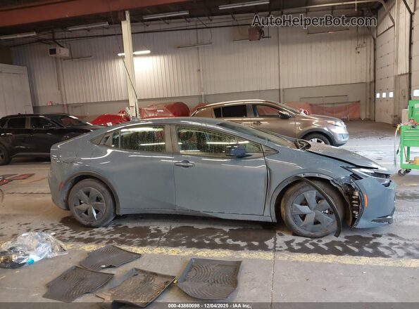 JTDACACU0S3050902 2025 TOYOTA PRIUS PLUG-IN HYBRID Gray Rear interior view