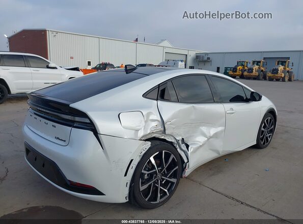 JTDACACU2R3029267 2024 TOYOTA PRIUS PRIME White Rear right
