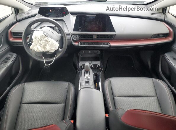 JTDACACU3P3003581 2023 TOYOTA PRIUS Silver წინა პანელის ხედი