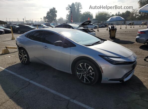 JTDACACU4R3034230 2024 TOYOTA PRIUS Silver Передня права чверть