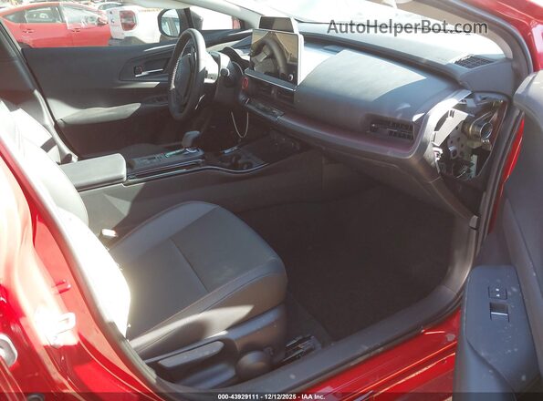 JTDACACUXT3059088 2026 TOYOTA PRIUS PLUG-IN HYBRID Красный Вид салона спереди