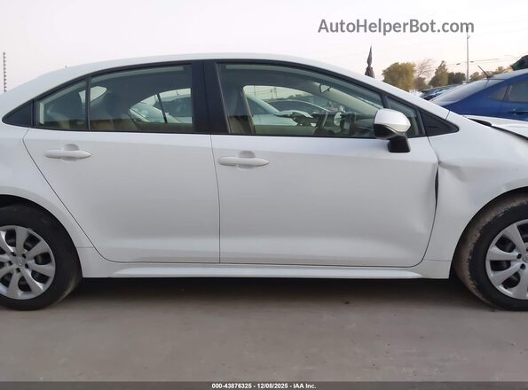 JTDBCMFE8P3024324 2023 TOYOTA LL White Vista interior trasera