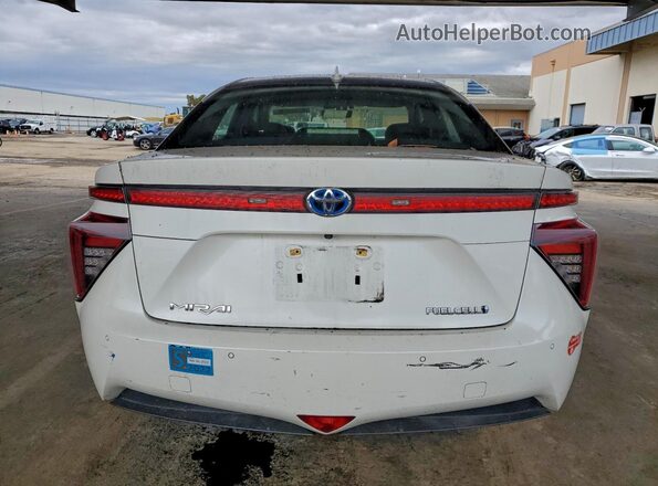 JTDBVRBD3HA001552 2017 TOYOTA MIRAI White Հետևի տեսք