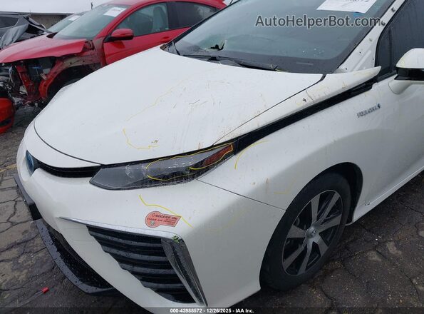 JTDBVRBD5JA005379 2018 TOYOTA MIRAI Белый Вид спереди