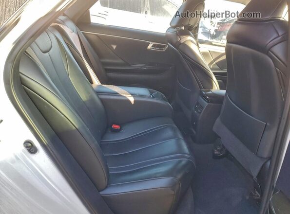 JTDBVRBD6HA001593 2017 TOYOTA MIRAI White Հետևի նստատեղերի տեսք