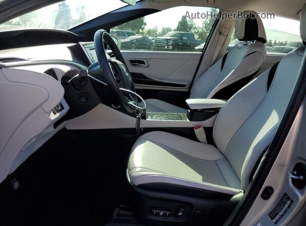 JTDBVRBD7LA008142 2020 TOYOTA MIRAI Серебряный Вид салона спереди
