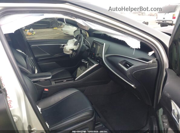 JTDBVRBD8HA001479 2017 TOYOTA MIRAI Черный Вид салона спереди