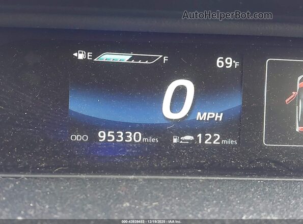 JTDBVRBD9GA000470 2016 TOYOTA MIRAI Silver 