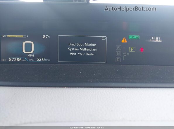 JTDKAMFU1M3139453 2021 TOYOTA LE White Vista de los asientos traseros