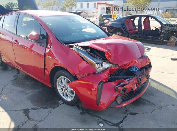 JTDKAMFU8M3131284 2021 TOYOTA PRIUS Красный Вид спереди