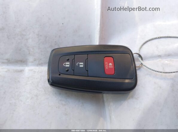 JTDKAMFU8M3131284 2021 TOYOTA PRIUS Красный Вид панели приборов