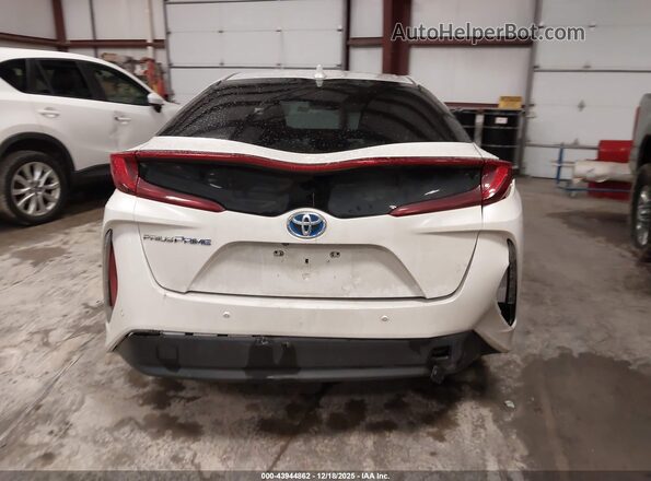 JTDKARFP2J3075233 2018 TOYOTA PRIUS PRIME Белый 