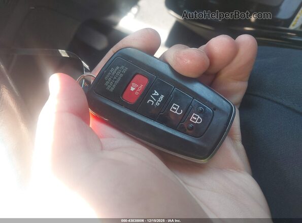 JTDKARFP4H3009633 2017 TOYOTA PRIUS PRIME Красный Вид панели приборов