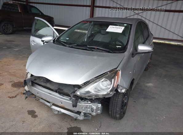 JTDKDTB30G1128667 2016 TOYOTA PRIUS C Серебряный 