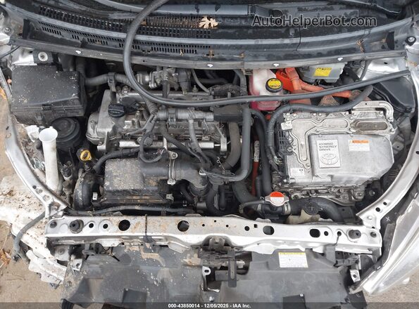 JTDKDTB30G1128667 2016 TOYOTA PRIUS C Серебряный 